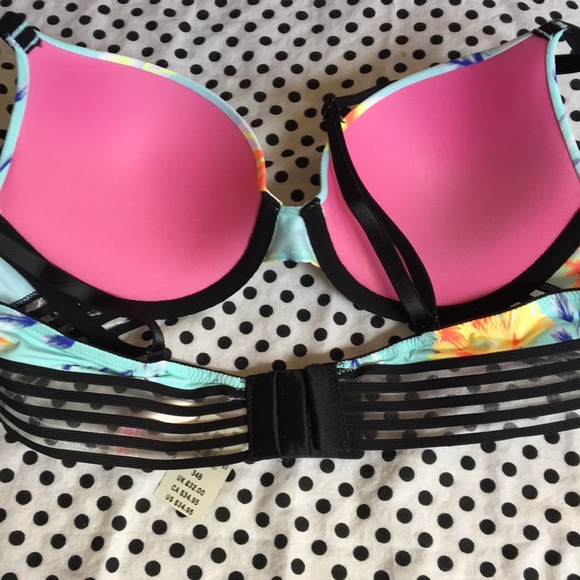 Pink Victoria Secret bra - Picture 6 of 6